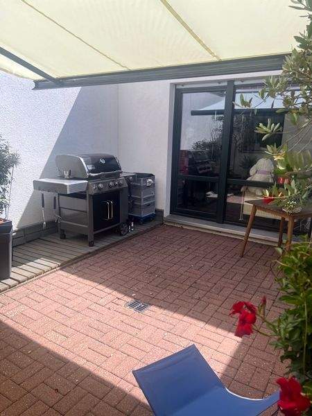 *Wohnen wie im eigenen Haus* in guter, ruhiger Lage von Neuss-Pomona (Dreikönigenviertel) 5 zimmer