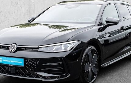 VW Passat 7.388 km 48.880 € Düsseldorf 40474