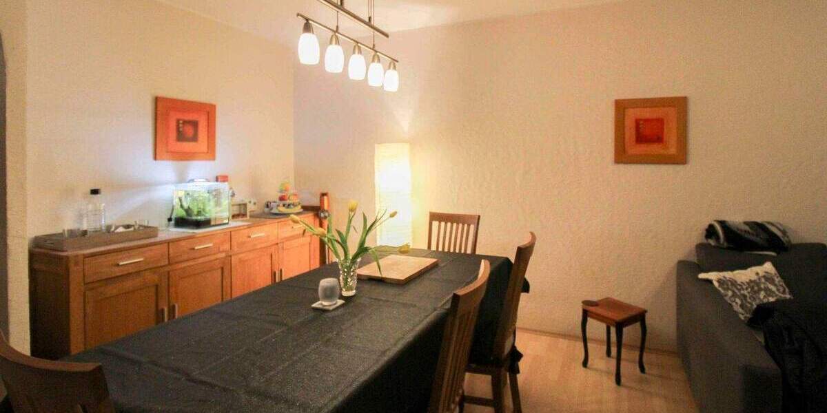 Reihenmittelhaus Duisburg Neumühl - 4 Zimmer, 110 m&sup2;, 255.000&euro; | Angebot:24872428