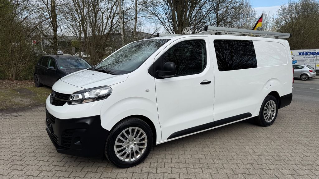 Opel Vivaro 98.000 km 21.900 &euro; Mülheim an der Ruhr 45472