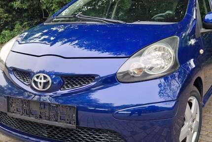Toyota Aygo 130.865 km 2.750 &euro; Oberhausen 46149