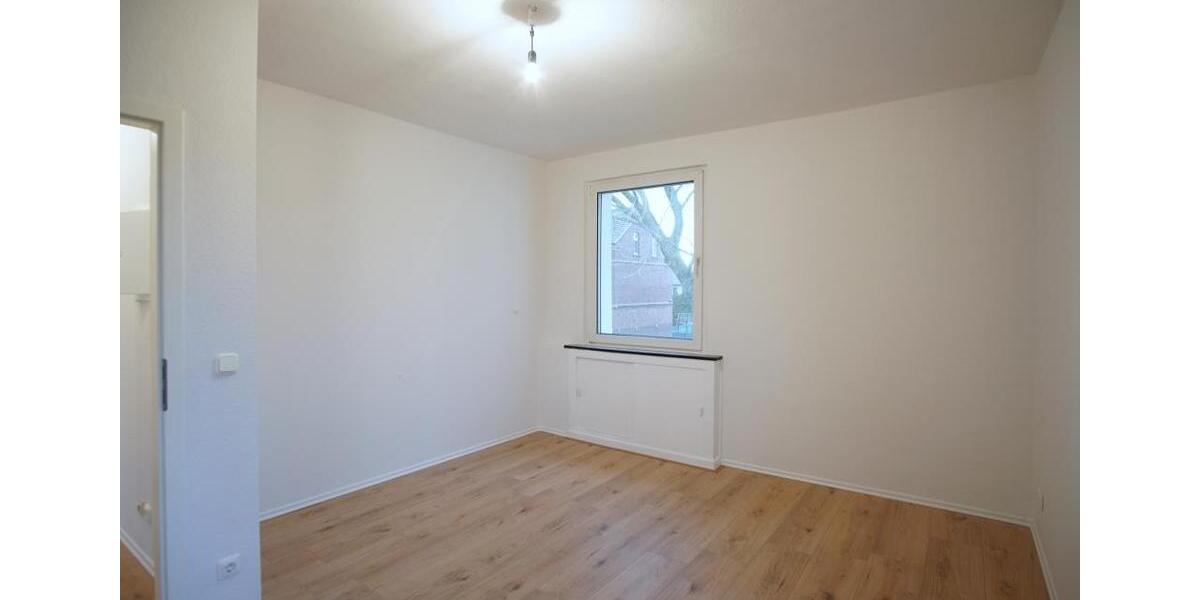 ~ Frisch renoviert Einziehen noch vor Weihnachten ~ 2 zimmer