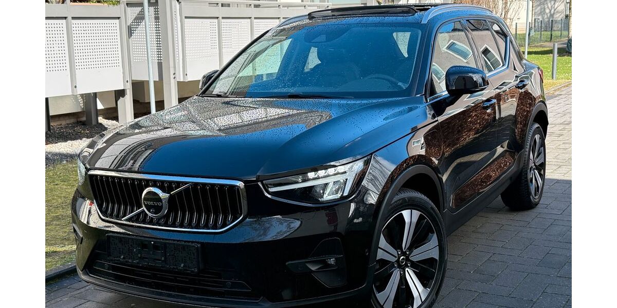 Volvo XC40 138.000 km 21.940 &euro; Düsseldorf 40468