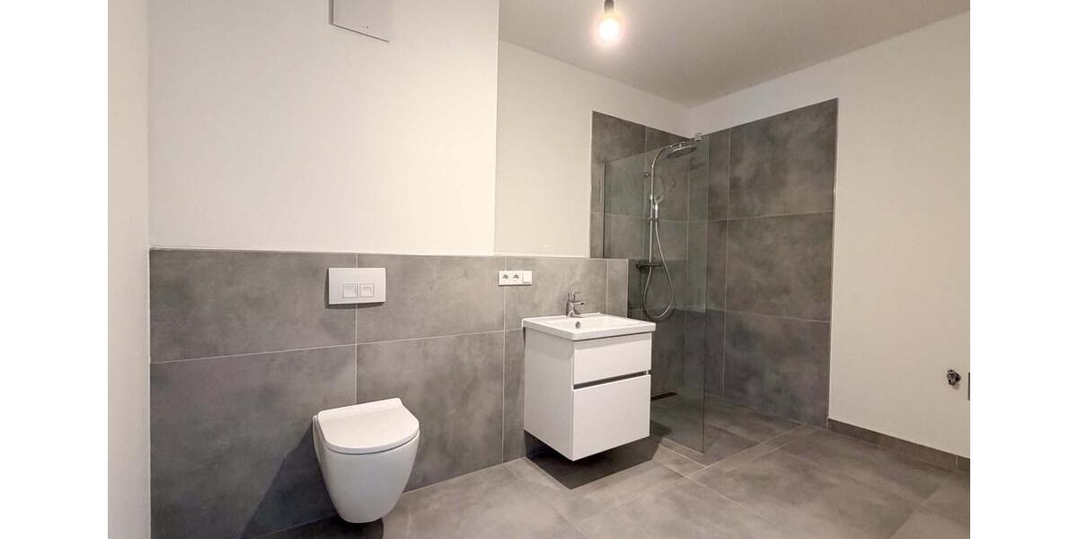 Etagenwohnung Düsseldorf Pempelfort - 3 Zimmer, 87 m&sup2;, 1.658&euro; | Angebot:25571577