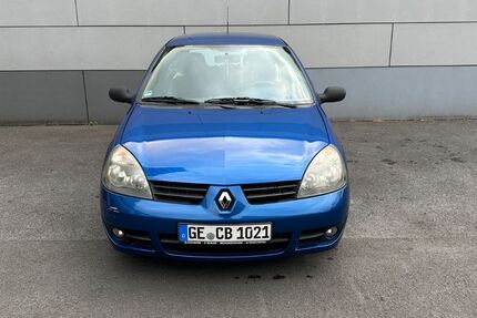Renault Clio 147.000 km 2.300 &euro; Bottrop 46244
