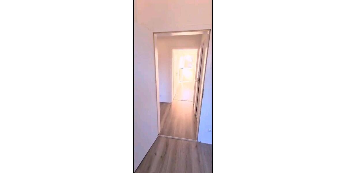 Etagenwohnung Duisburg Mittelmeiderich - 3 Zimmer, 52 m&sup2;, 619&euro; | Angebot:26322706