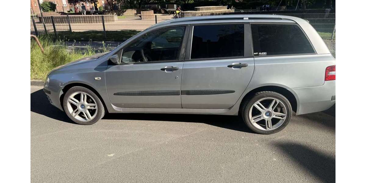Fiat Stilo 300.000 km 1.400 &euro; hamborn 47166