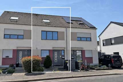 Haus Moers Hochstraß - 4 Zimmer, 110 m&sup2;, 450.000&euro; | Angebot:27029032