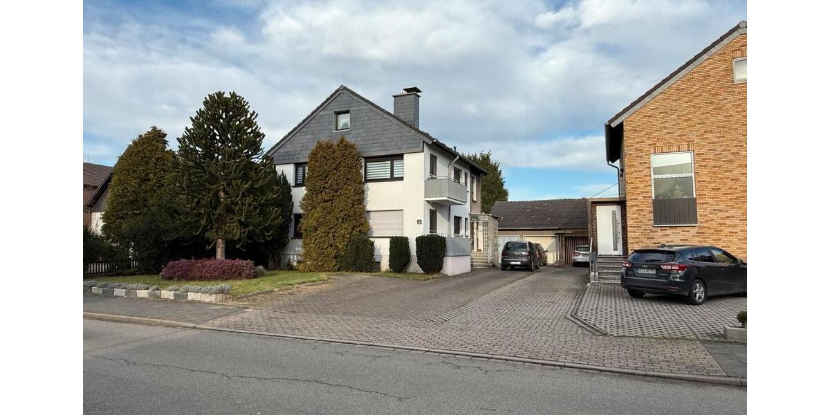 Mehrfamilienhaus, Wohnhaus Voerde (Niederrhein) - 6 Zimmer, 150 m&sup2;, 435.000&euro; | Angebot:25379287