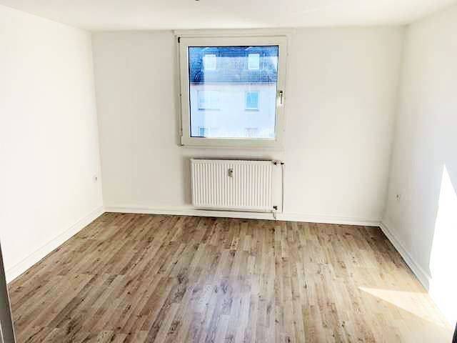 Etagenwohnung Oberhausen Marienkirche - 2 Zimmer, 61 m&sup2;, 375&euro; | Angebot:26435697