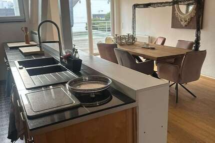 Wohnung zum Mieten in Mönchengladbach 1.590 € 184 m² 5 zimmer