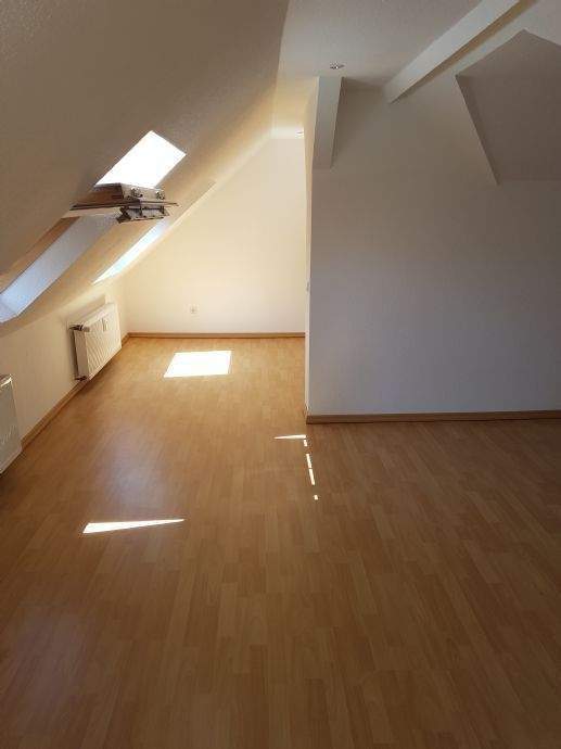 TOP!!! RENOVIERTES + TOP AUFGETEILTES + GROSSZÜGIGES DACHGESCHOSS APARTMENT in OBERHAUSEN - KLOSTERHARDT!!! 2 zimmer