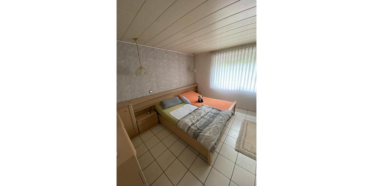 Erdgeschoßwohnung Velbert Velbert-Mitte - 3 Zimmer, 88 m&sup2;, 850&euro; | Angebot:26396491