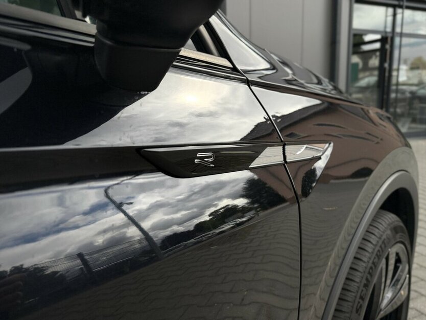 Tiguan R-Line - DAB - Kamera - AAC - Carplay