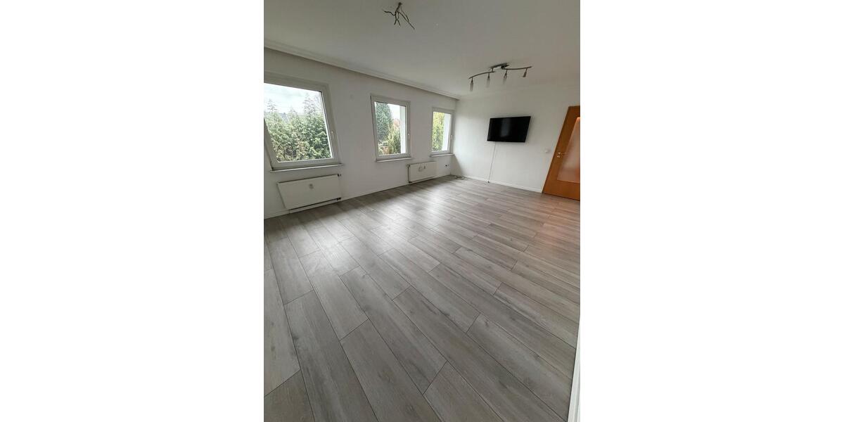 Etagenwohnung Essen Stadtbezirk VI - 4 Zimmer, 100 m&sup2;, 1.000&euro; | Angebot:25596582