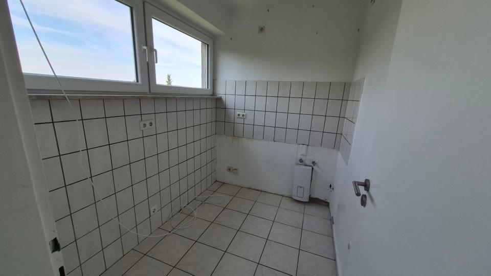 Etagenwohnung Duisburg Rheinhausen - 2.5 Zimmer, 49 m&sup2;, 95.000&euro; | Angebot:27000609