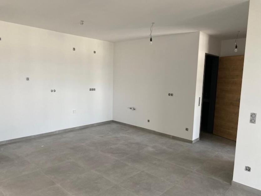 Neubau mitten in der City von Velbert: Hochwertige 2 Zi.- WH zimmer