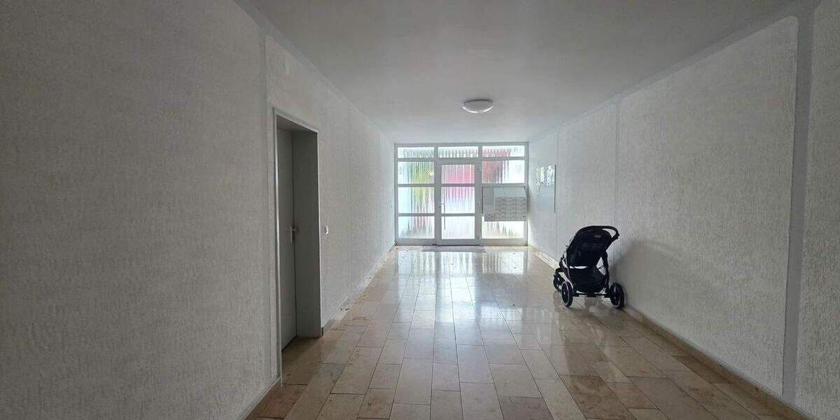 Etagenwohnung Velbert Neviges - 2 Zimmer, 75 m&sup2;, 175.000&euro; | Angebot:25357054