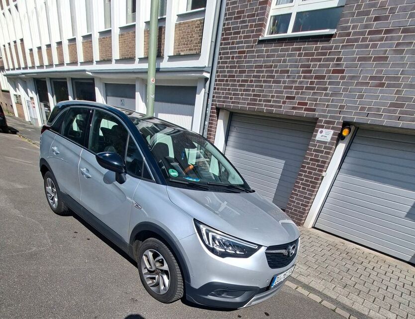 Crossland (X)