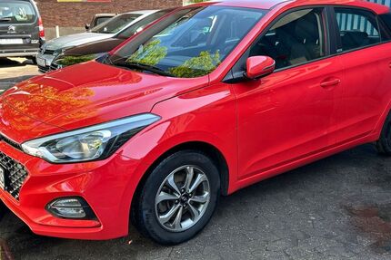 Hyundai i20 39.999 km 12.999 € Duisburg 47226