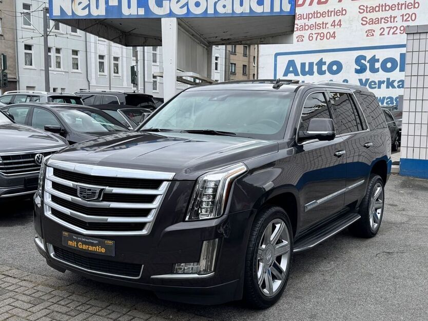 Cadillac Escalade 137.206 km 35.850 € Oberhausen 46045