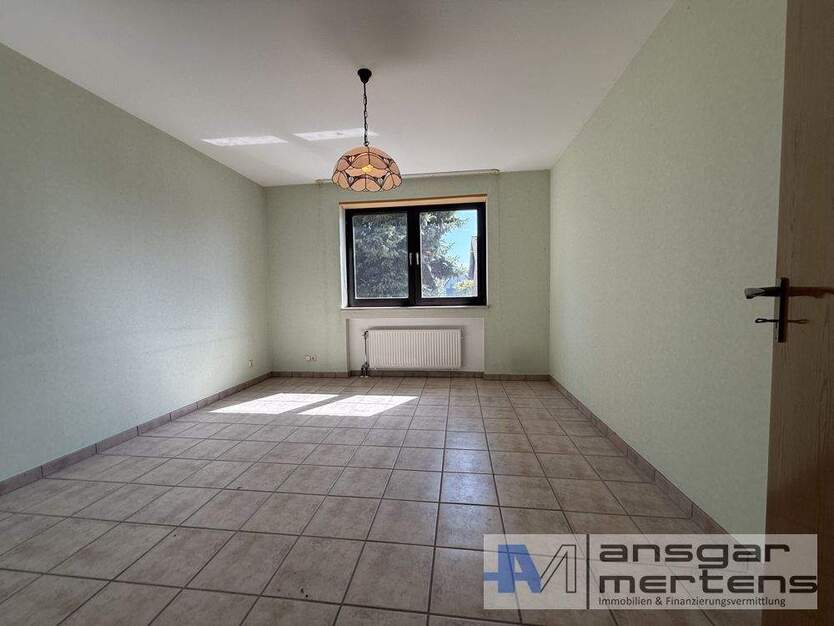 Toller Grundriss verteilt auf drei Zimmer & Balkon (M)EINE 90 m² Etagenwohnung in MG-Giesenkirchen 3 zimmer