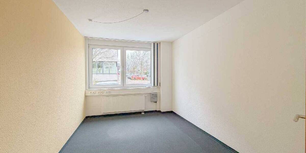 Gewerbeobjekt Ratingen Zentrum - 6 Zimmer, 101 m&sup2;, 1.160&euro; | Angebot:26343717