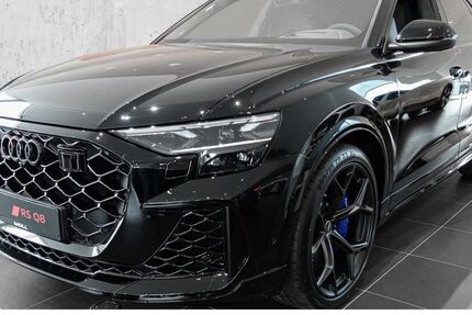Audi RSQ8 3.000 km 159.990 &euro; Düsseldorf 40549