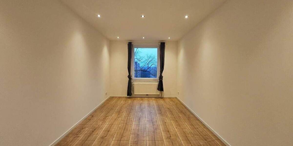 Etagenwohnung Düsseldorf Bilk - 3 Zimmer, 82 m&sup2;, 390.000&euro; | Angebot:25799478