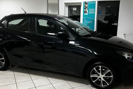 Mazda 2 100.000 km 9.999 &euro; Voerde 46562