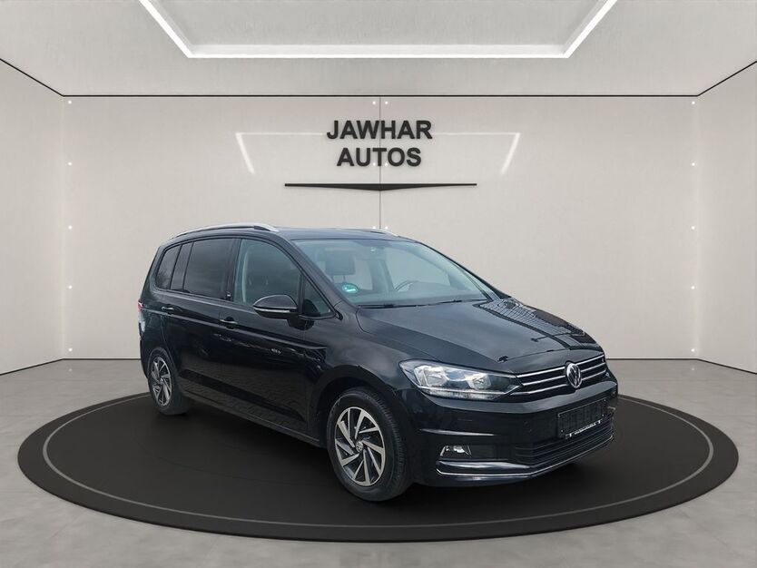 VW Touran 155.272 km 15.990 € Bottrop 46236