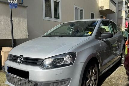 VW Polo 96.000 km 6.200 &euro; düsseldorf 40219