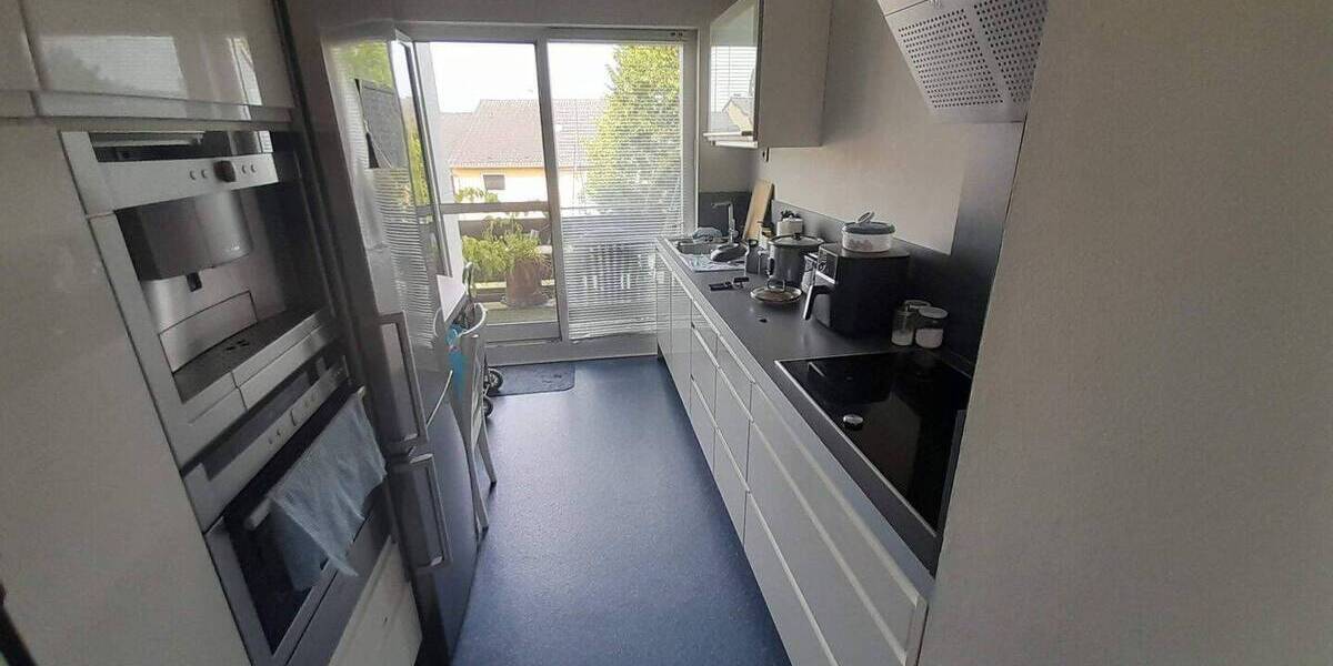 Etagenwohnung Düsseldorf Bilk - 3 Zimmer, 101 m&sup2;, 567.000&euro; | Angebot:26879322