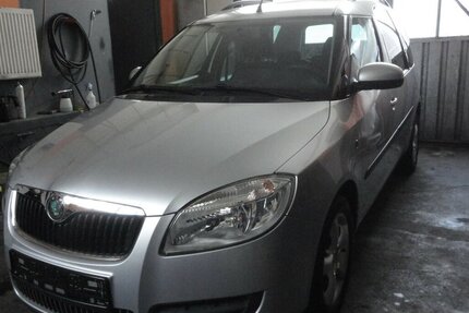 Skoda Roomster 1,6 Style Plus Edit. Autom Klimatr.1.Hd 113.000 km 7.490 &euro; Neuss 41462