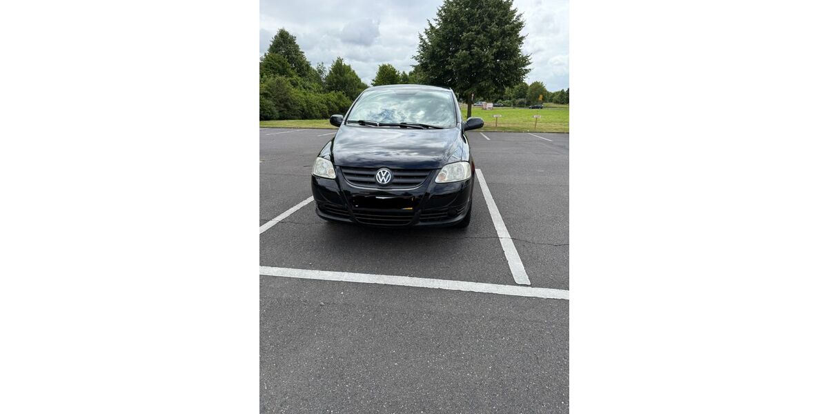 VW Fox 132.000 km 2.399 &euro; Neuss 41468