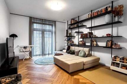 Wohnung Düsseldorf Friedrichstadt - 3 Zimmer, 130 m&sup2;, 2.900&euro; | Angebot:24807540