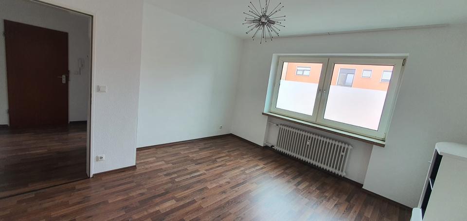 Etagenwohnung Duisburg Rheinhausen - 3 Zimmer, 700&euro; | Angebot:23629323