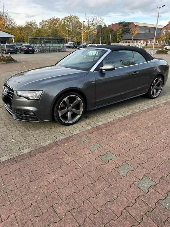 Audi A5 153.000 km 16.600 € Düsseldorf 40472