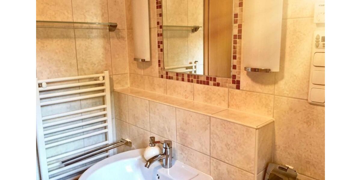 Hochparterre Mülheim an der Ruhr - 2.5 Zimmer, 83 m&sup2;, 259.000&euro; | Angebot:27024048