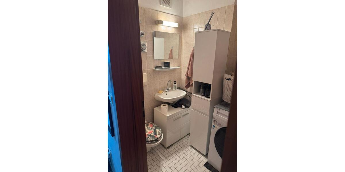 Etagenwohnung Neuss - 3 Zimmer, 84 m&sup2;, 299.000&euro; | Angebot:27213826