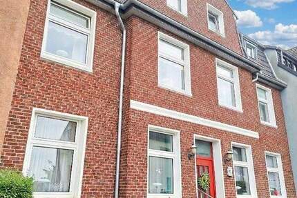 Haus Krefeld Linn - 8 Zimmer, 204 m&sup2;, 599.000&euro; | Angebot:25755263