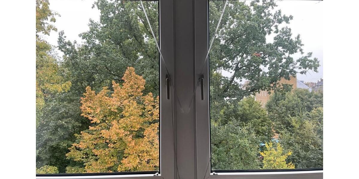 Dachgeschoßwohnung Düsseldorf Pempelfort - 3 Zimmer, 93 m&sup2;, 455.000&euro; | Angebot:26955721