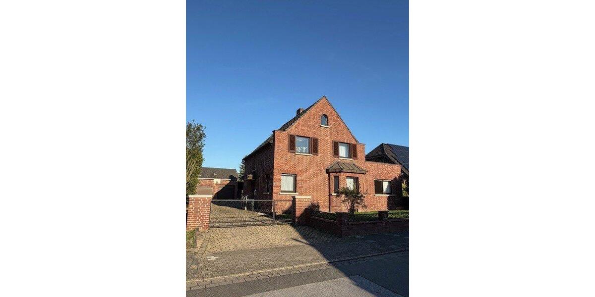 Einfamilienhaus Duisburg Rheinhausen - 7.5 Zimmer, 186 m&sup2;, 550.000&euro; | Angebot:26921852