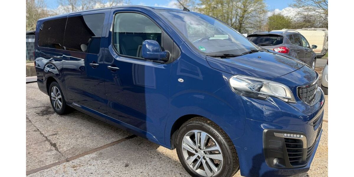 Peugeot Traveller 196.000 km 20.800 &euro; Wesel 46483