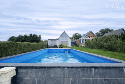 Exklusives Einfamilienhaus mit Pool und großem Garten am Feldrand 5 zimmer