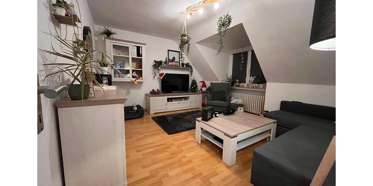 Dachgeschoßwohnung Essen Stadtbezirk IV - 2 Zimmer, 60 m&sup2;, 112.000&euro; | Angebot:25239626