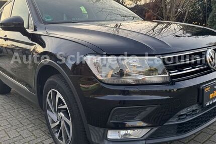VW Tiguan 121.606 km 16.999 &euro; Oberhausen 46045