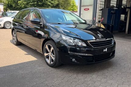 Peugeot 308 150.000 km 6.980 &euro; Essen 45141