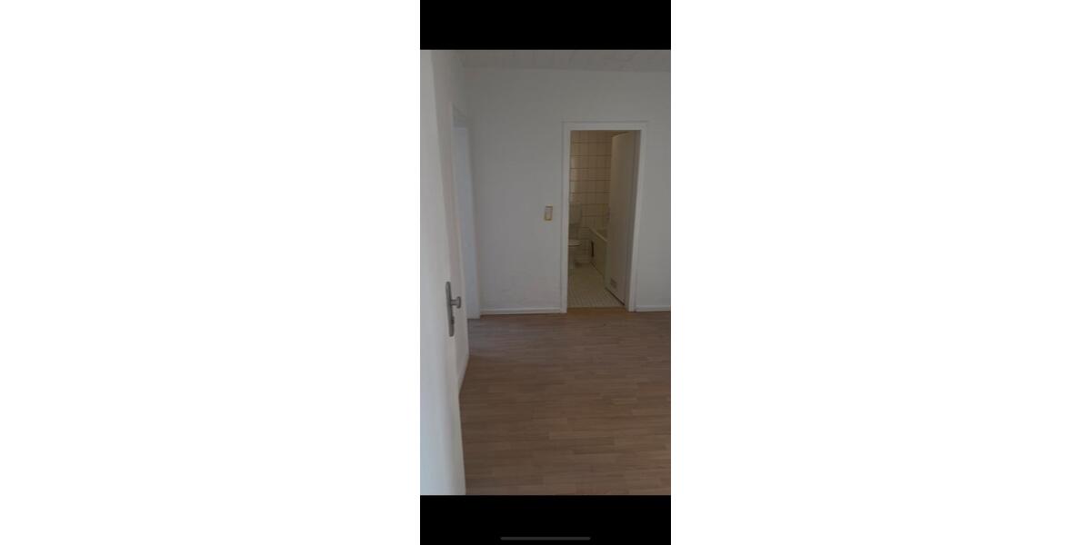 Etagenwohnung Duisburg Hamborn - 3 Zimmer, 70 m&sup2;, 600&euro; | Angebot:26347695