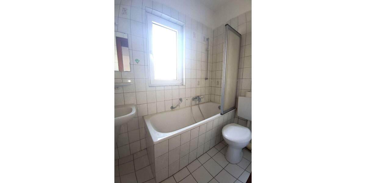 Etagenwohnung Duisburg Untermeiderich - 1 Zimmer, 41 m&sup2;, 320&euro; | Angebot:25627087